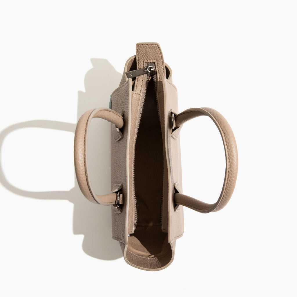 Sunday Micro Signet - Light Mud Gray