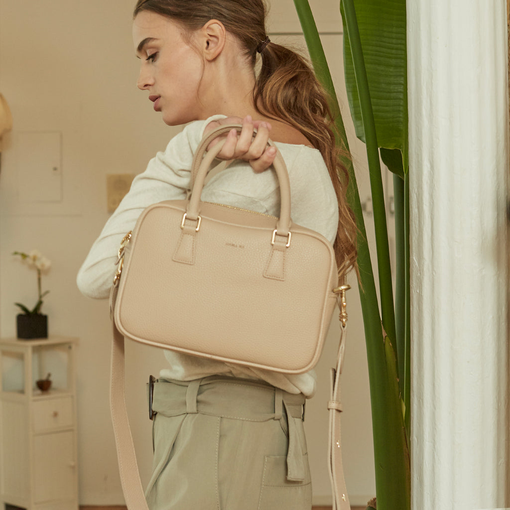 Angela roi barton duffle tote best sale