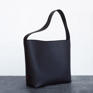 Jane Shoulder Bag [Signet] - Black