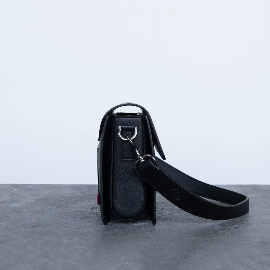 Hamilton Shoulder Bag [Signet] - Black [PRE-ORDER NOW]