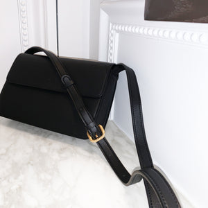 Hamilton Crossbody [Signet] - Black [Sample Sale]