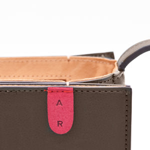 Hamilton Crossbody [Signet] - Dark Ash Brown