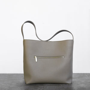 Jane Shoulder Bag [Signet] - Light Mud Gray