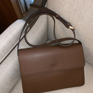 Hamilton Crossbody [Signet] - Dark Ash Brown
