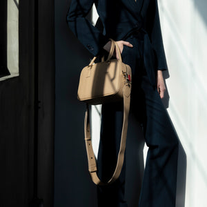 Barton Duffle Tote [Signet] - Black [Sample Sale]