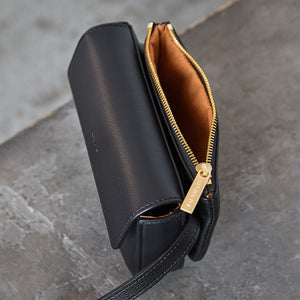 Hamilton Belt Bag / Cross-body - Black