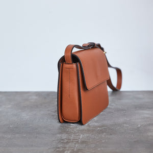 Hamilton Crossbody [Signet] - Brown