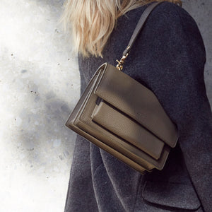 Eloise Satchel [Signet] - Light Mud Gray