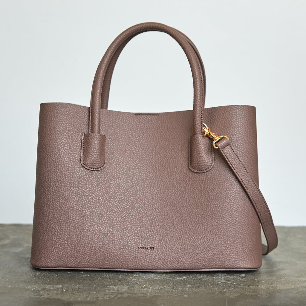 Angela roi cher tote store