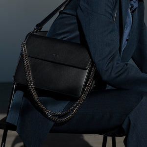 Hamilton Shoulder Bag [Signet] - Black