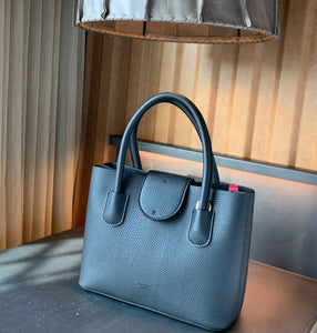 Cher Mini 20 - Black [Sample Sale]
