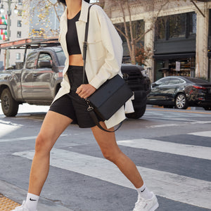 Hamilton Shoulder Bag [Signet] - Black [Sample Sale]