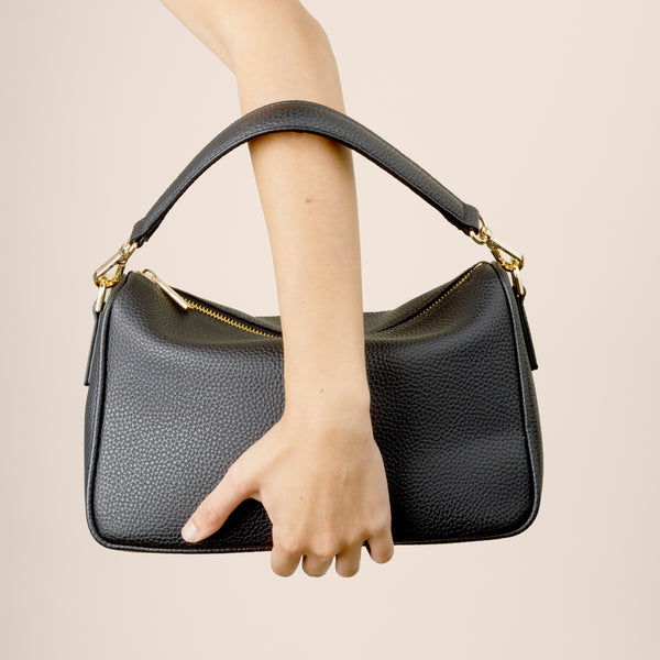 Jane Shoulder Bag [Signet] - Black