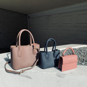 Cher Micro [Signet] - Navy [Sample Sale]