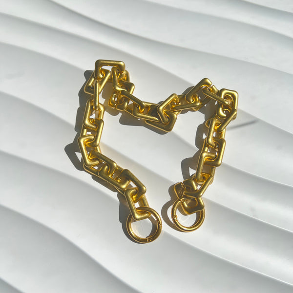 Verve Gold Shoulder Chain - 22.5"