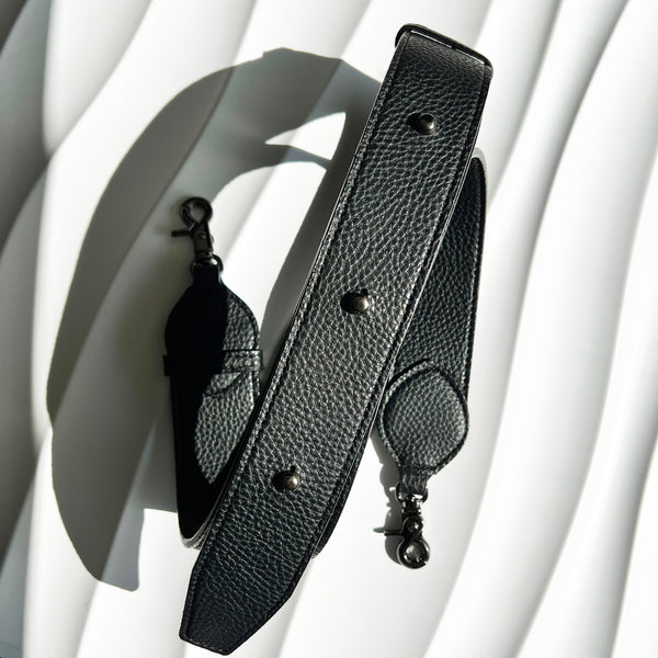 Verve Wide Black Guitar Strap - [41"-51"]