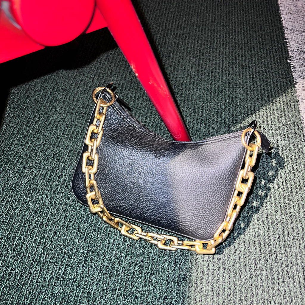 louis black purse strap
