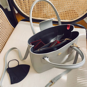 Cher Mini 20 - Black [Sample Sale]