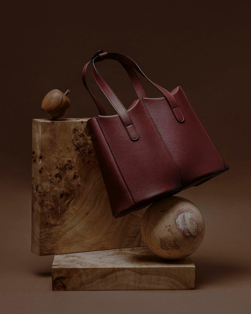 Malala Medium Tote - Wine