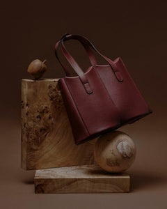 Malala Medium Tote - Wine