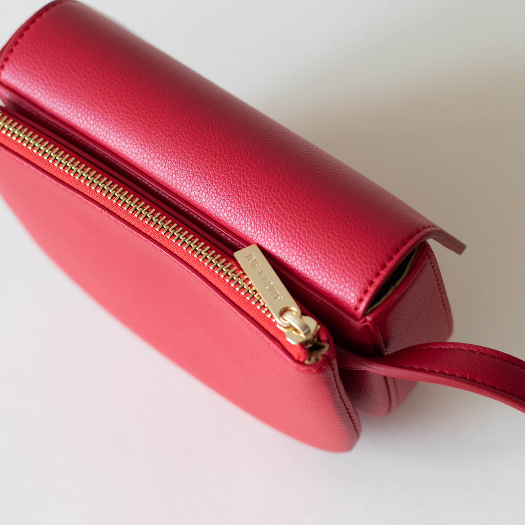 belt bag red