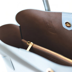 Cher Tote - Nude Blue