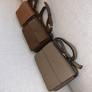 Hamilton Crossbody [Signet] - Dark Ash Brown
