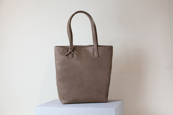 Andrea Tall Tote - Mud Gray
