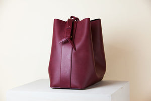 Jules Bucket Bag II - Bordeaux