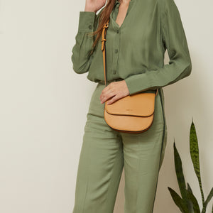 Hamilton Round Cross-body - Black [Sample Sale]