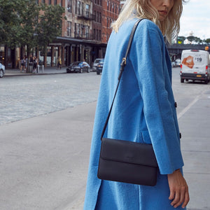 Hamilton Crossbody [Signet] - Black [Sample Sale]